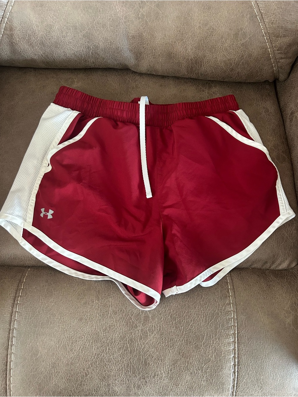 Under Armour Women's Maroon Athletic Shorts with White Trim small